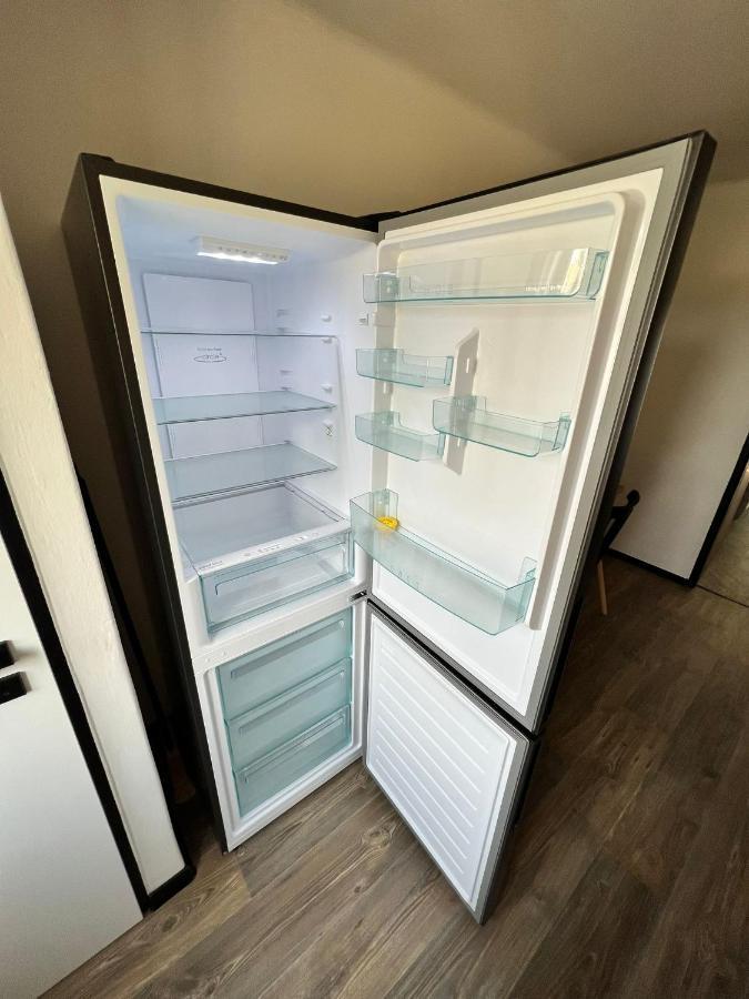 Apartman Opava S Parkovanim Buitenkant foto